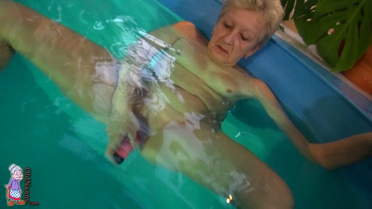 /content/old-nanny/galleries/73-granny_lesbian_sex_with_young_hottie/full/016.jpg